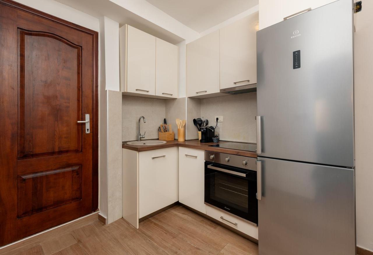 Apartment Amigo Old Town Kotor Eksteriør bilde
